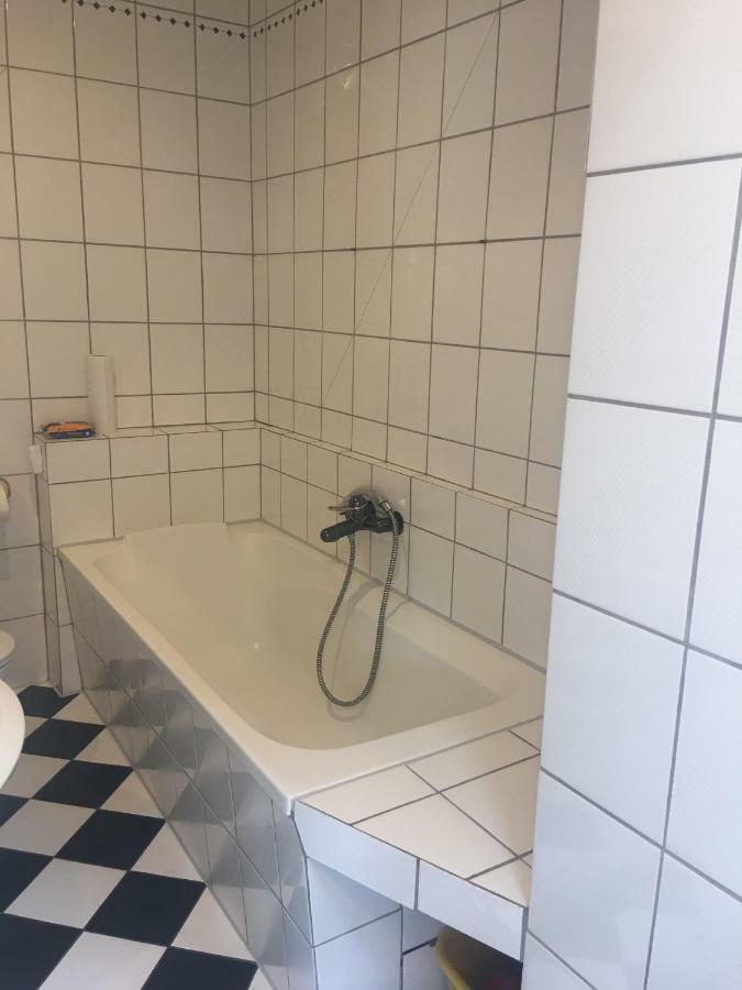 Apartment Am Friedrich Ebert Park Mit Ueber 100Qm Wohnflaeche Hamm  Eksteriør billede